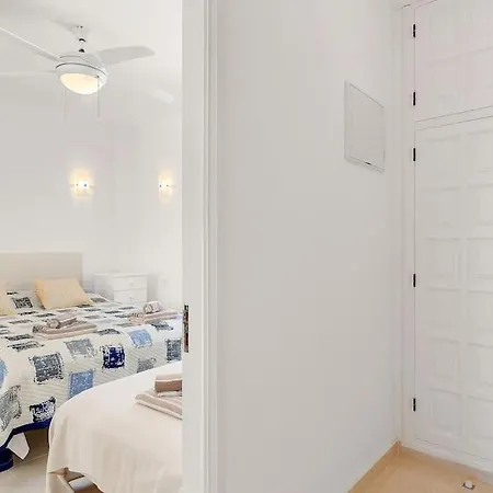 Apartment 2bdr Waves & Cliffs Getaway *